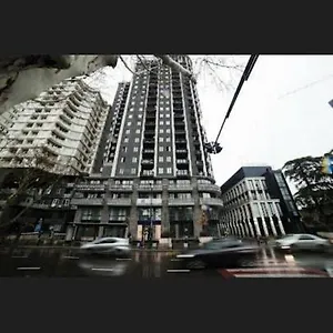 https://pool-house-tbilisi-2.alltbilisihotels.com