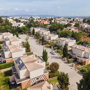 https://aldeamento-villas-mourim-by-garvetur.hotelaalgarve.com